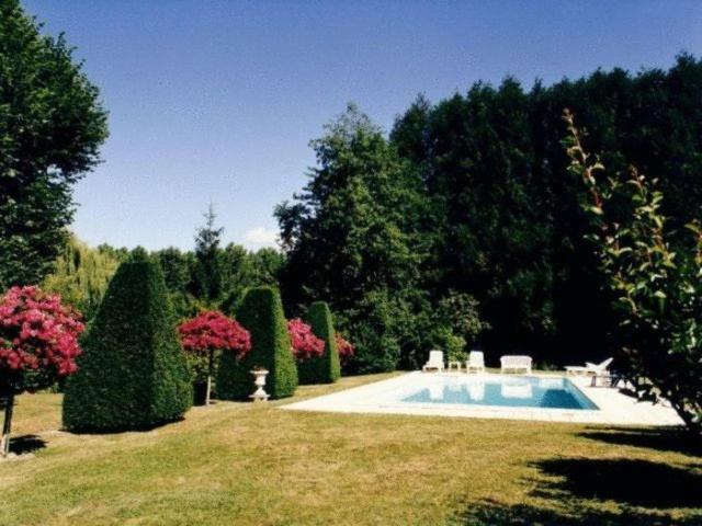 Le Moulin De Bed and breakfast 3*