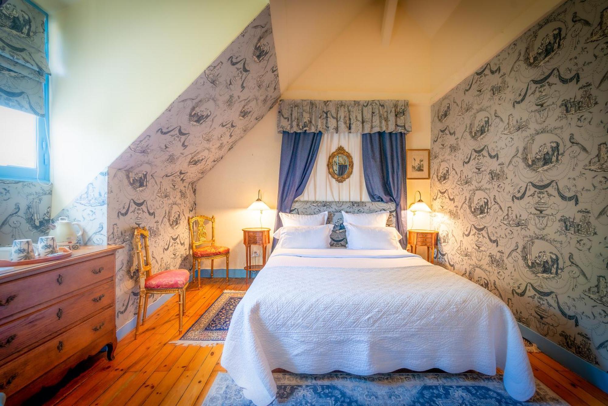 Couette-café Le Moulin De 3*