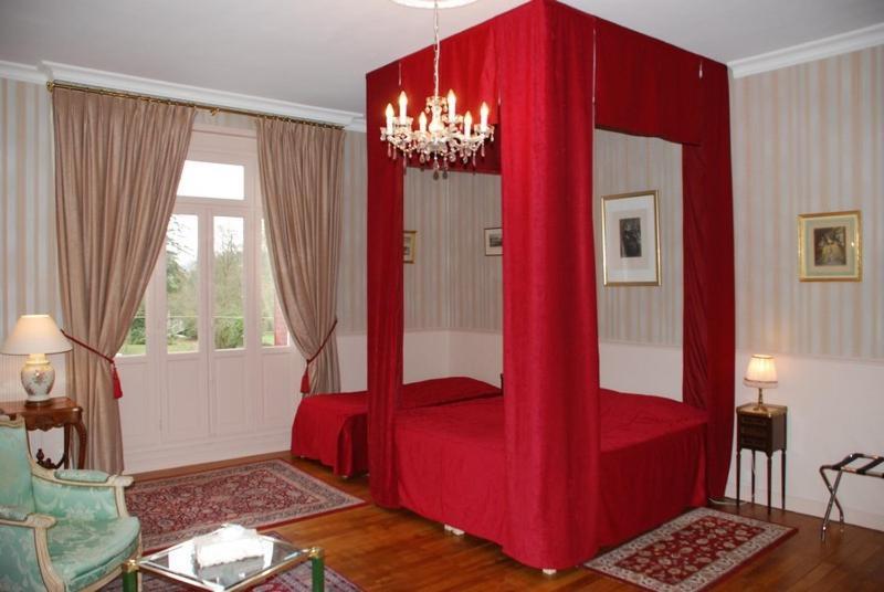 Le Moulin De Bed and breakfast Francueil